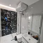 Am Luxury Tirana